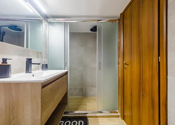 E & D Premium In * Thessaloníki